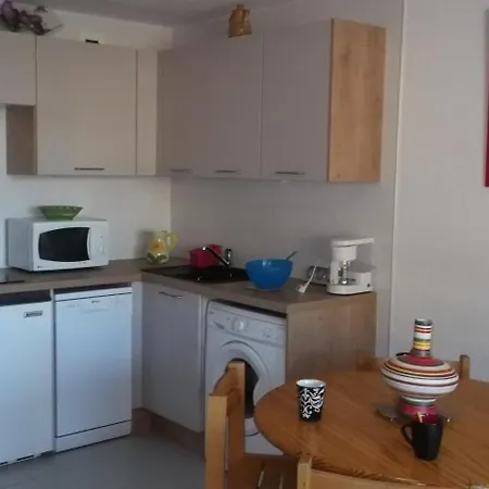 Apartment Maxi 4 Pers. Avec Loggia, Proche Pistes Et Commerces - Orcieres - Fr-1-262-132 *